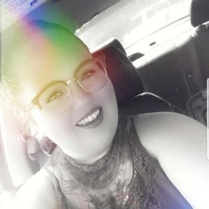 Meet your Posher, Paulina